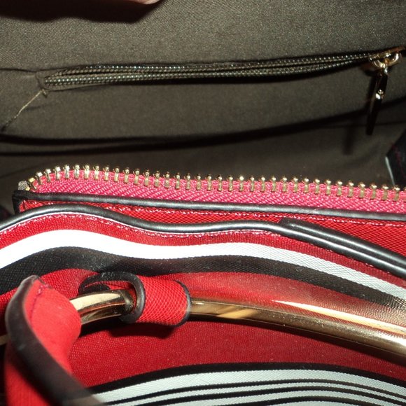 NWOT Statement Purse/Satchel - Picture 9 of 10